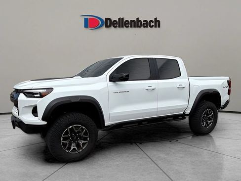 Used 2024 Chevrolet Colorado ZR2 w/ Technology Package AWD/4WD image 1