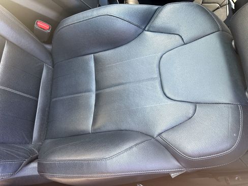 Used 2022 Kia Telluride EX w/ EX Premium Package image 19