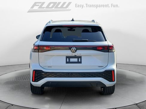New 2026 Volkswagen Tiguan SEL R-Line image 6