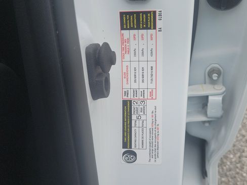 Certified 2025 Nissan Sentra S image 31