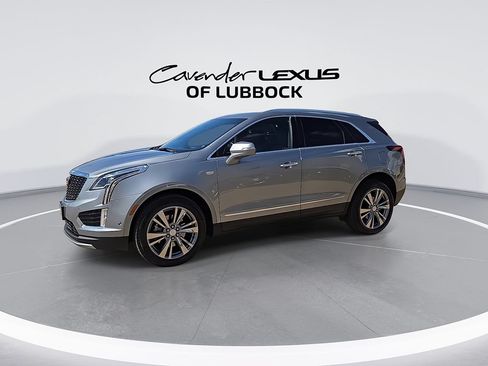 Used 2025 Cadillac XT5 Premium Luxury w/ Technology Package AWD/4WD image 5