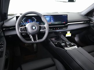 New 2025 BMW 530i xDrive w/ M Sport Package video 2