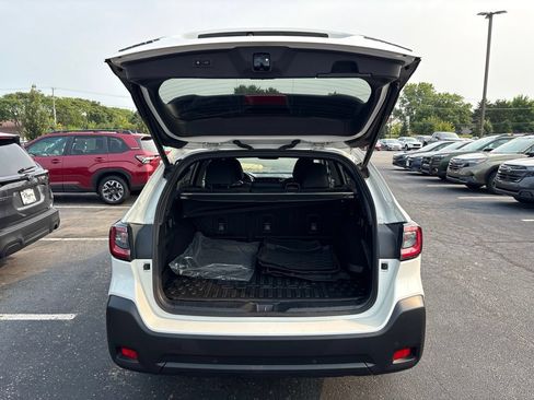 Certified 2024 Subaru Outback Onyx Edition AWD/4WD image 8