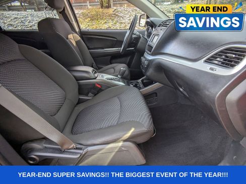 Used 2018 Dodge Journey SE w/ Blacktop Package image 15