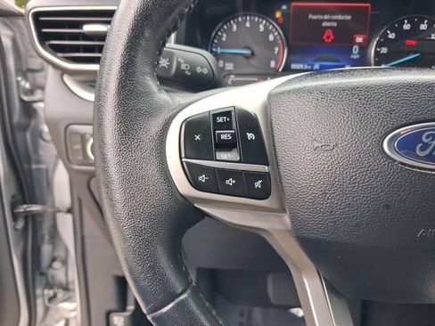 Used 2024 Ford Explorer XLT w/ Equipment Group 202A RWD image 17