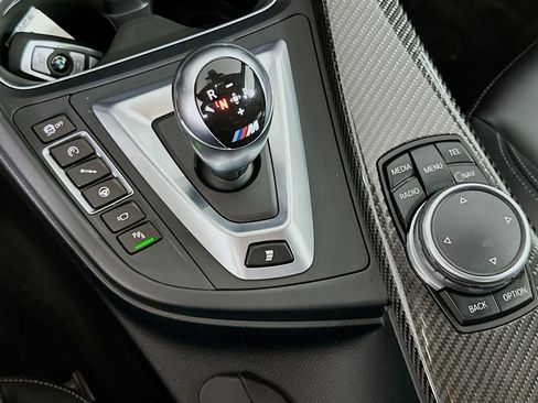 Used 2015 BMW M4 Base image 17