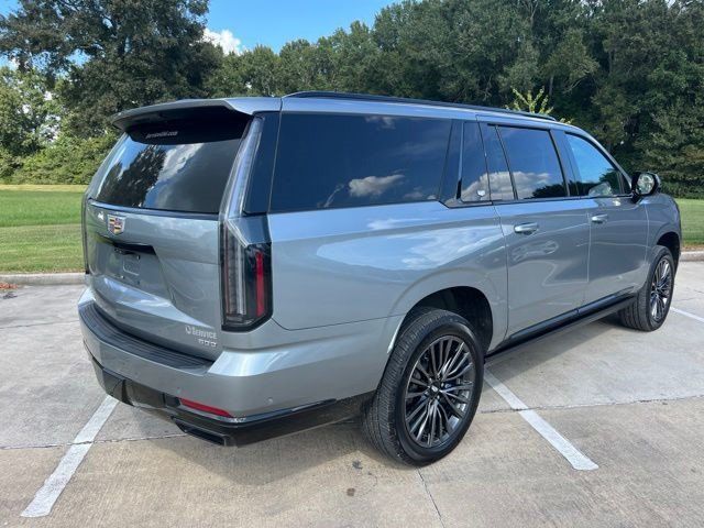 Certified 2025 Cadillac Escalade ESV Sport Platinum w/ LPO, Floor Liner Package AWD/4WD image 8
