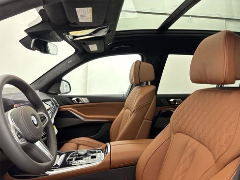 New 2027 BMW X7 xDrive40i AWD/4WD image 24