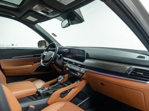 Used 2024 Kia Telluride SX X-Line image 20