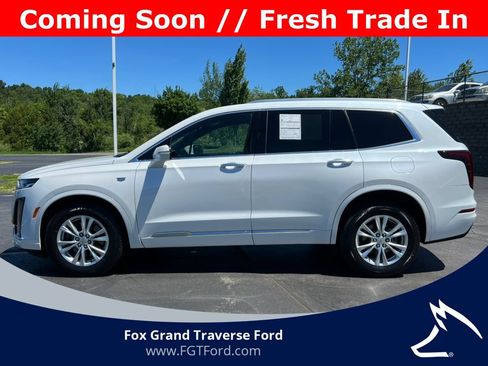 Used 2024 Cadillac XT6 Luxury w/ LPO, Floor Liner Package AWD/4WD image 39