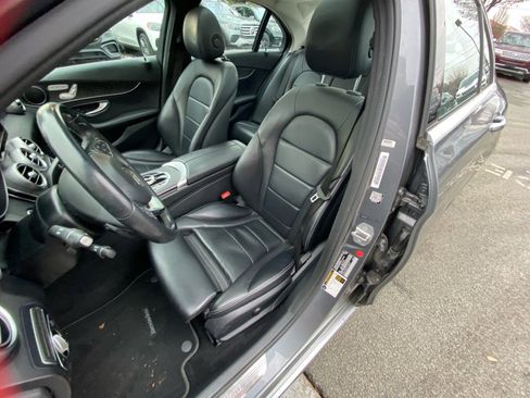 Used 2017 Mercedes-Benz C 300 4MATIC Sedan image 30