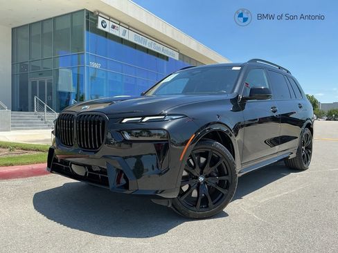 Certified 2025 BMW X7 xDrive40i w/ M Sport Package AWD/4WD image 1