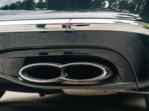 Used 2017 Bentley Continental GT image 12