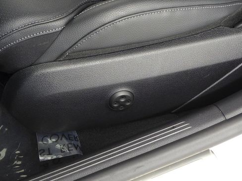 Used 2022 Mercedes-Benz C 300 Sedan image 23
