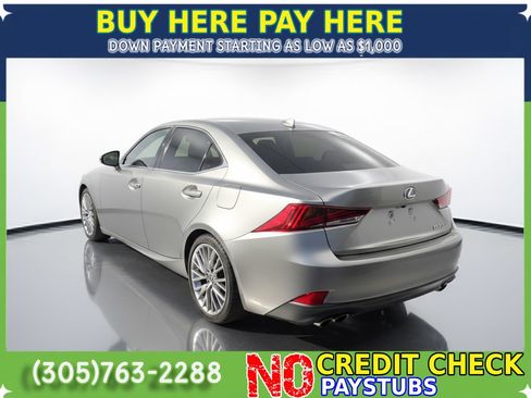 Used 2017 Lexus IS 200t RWD image 3