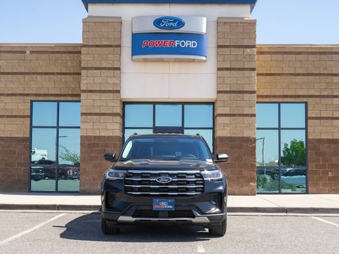 New 2026 Ford Explorer Active image 3