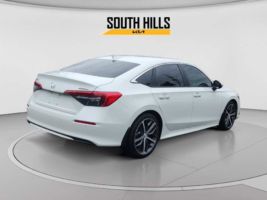 Used 2024 Honda Civic Touring image 5