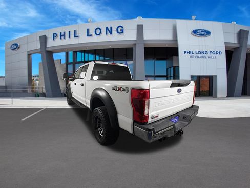 Certified 2022 Ford F250 XLT AWD/4WD image 3