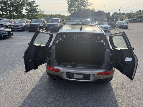 Used 2019 MINI Cooper Clubman ALL4 AWD/4WD image 13