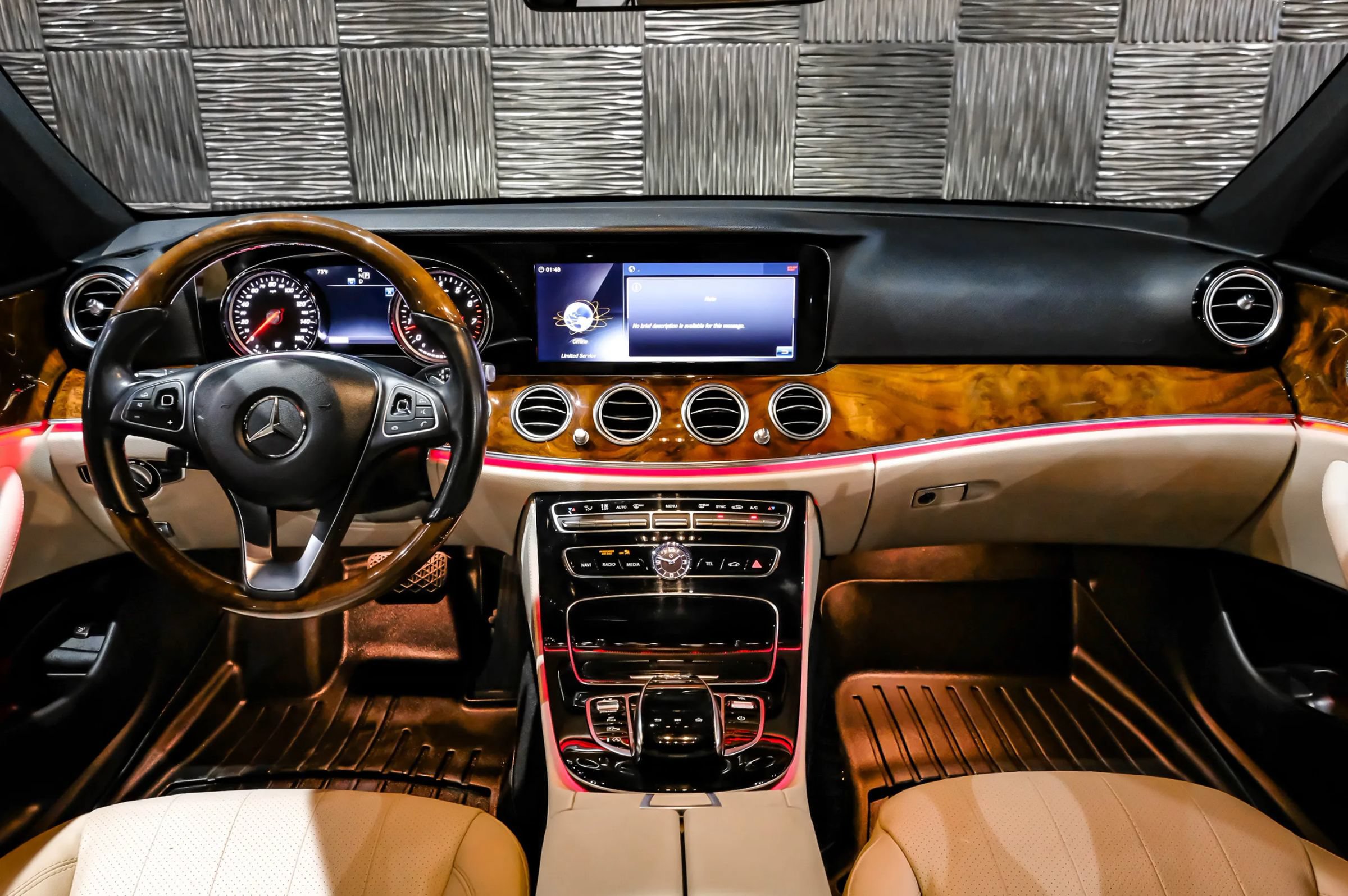 Used 2018 Mercedes-Benz E 300 image 13
