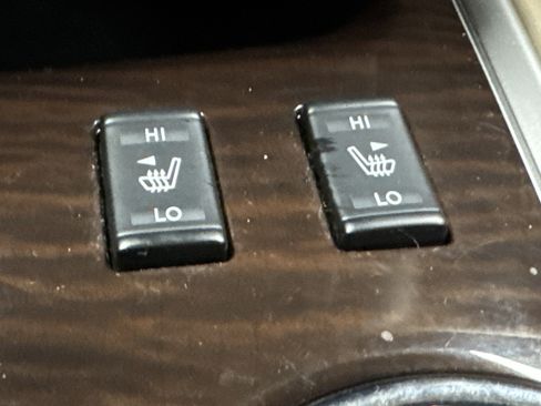 Used 2013 Nissan Pathfinder SL image 13