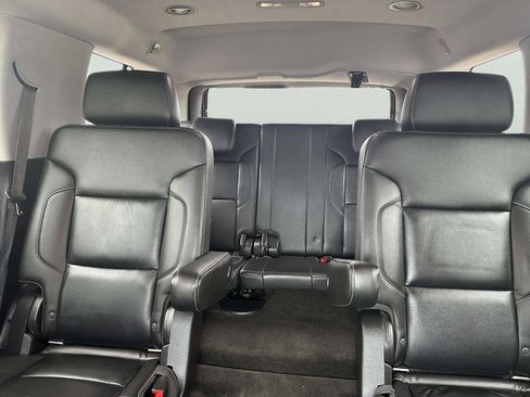 Used 2018 Chevrolet Tahoe LT image 38