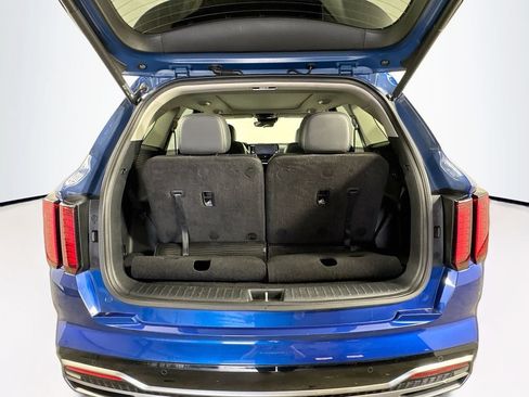 Used 2022 Kia Sorento EX w/ Panoramic Sunroof Package FWD image 28