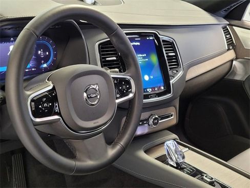 Certified 2024 Volvo XC90 B6 Ultimate w/ Lounge Package image 11
