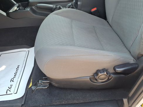 Used 2022 Toyota Tacoma SR RWD image 13