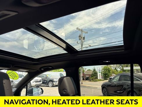 Used 2024 Cadillac XT6 Premium Luxury w/ LPO, Floor Liner Package AWD/4WD image 10