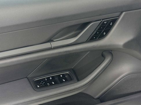 Certified 2021 Porsche Taycan 4S AWD/4WD image 11