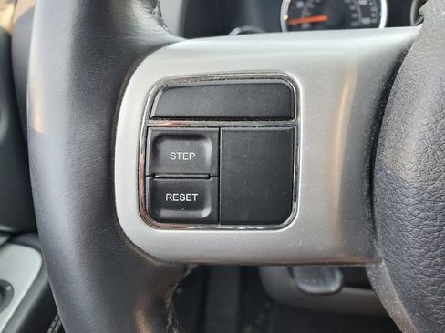 Certified 2017 Jeep Compass High Altitude AWD/4WD image 7