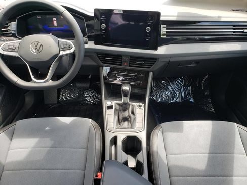 New 2026 Volkswagen Jetta SE FWD image 9