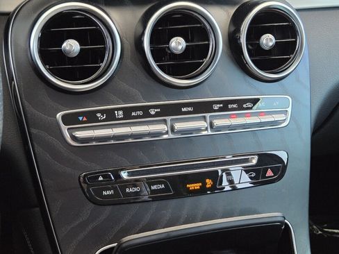 Used 2019 Mercedes-Benz GLC 300 image 32