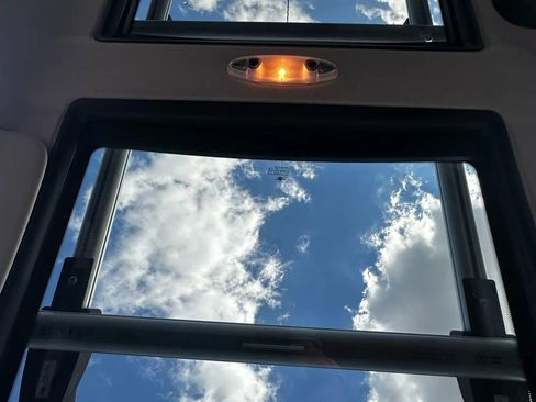 Used 2012 MINI Cooper S image 19