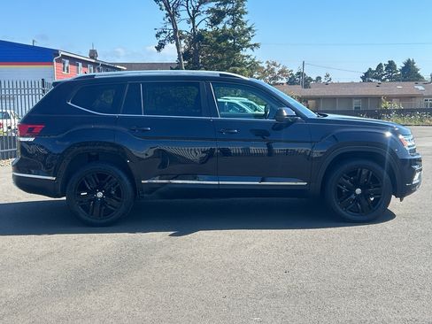 Used 2019 Volkswagen Atlas SEL AWD/4WD image 6