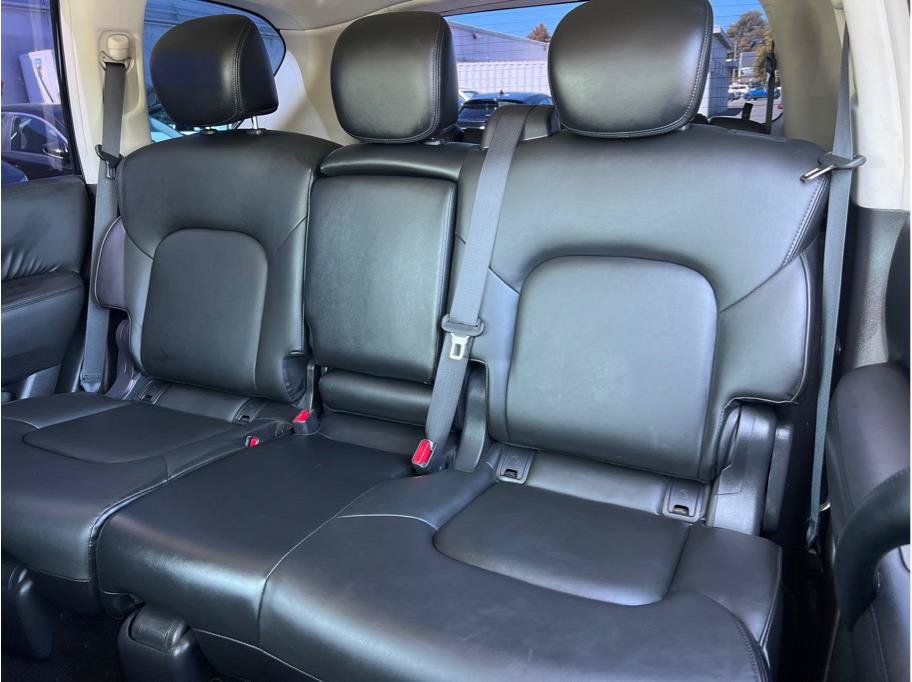 Used 2023 Nissan Armada SV w/ Cargo Package AWD/4WD image 9