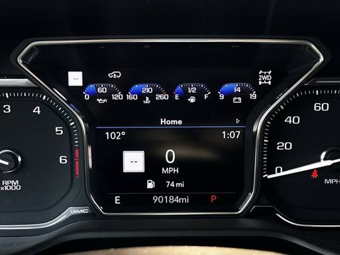 Used 2021 GMC Yukon Denali w/ Denali Ultimate Package AWD/4WD image 17