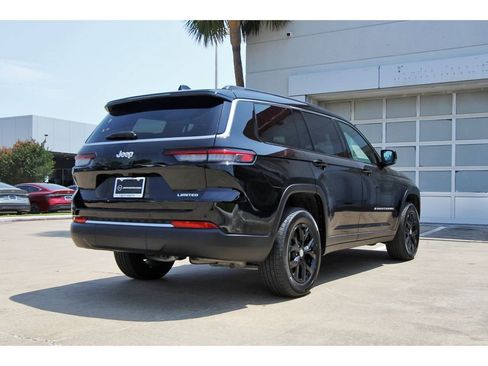 Used 2025 Jeep Grand Cherokee L Limited RWD image 4