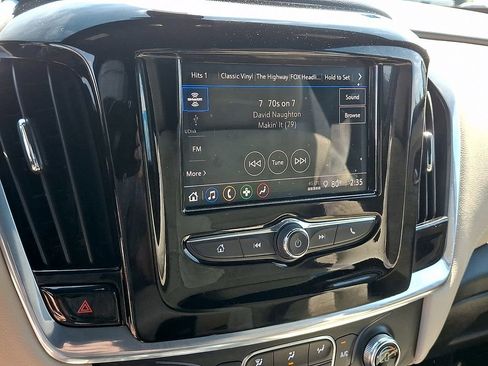 Used 2023 Chevrolet Traverse LS w/ Safety Package AWD/4WD image 17