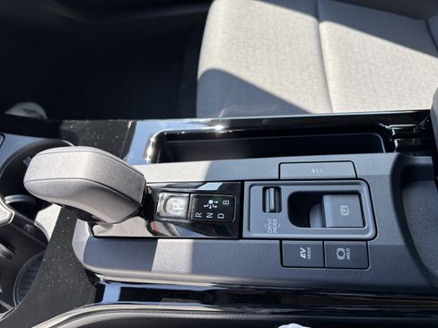 New 2026 Toyota Prius LE FWD image 23