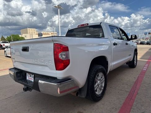 Used 2016 Toyota Tundra SR5 w/ SR5 Upgrade Package image 13