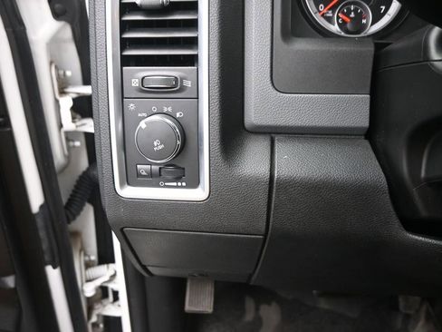 Used 2015 RAM 1500 Big Horn image 33