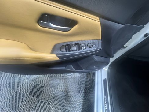 New 2025 Nissan Sentra SV w/ SV Premium Package image 14