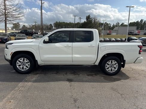 Used 2023 Nissan Frontier SV w/ Technology Package image 6
