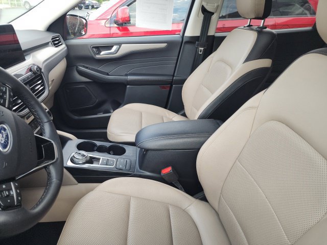 Used 2022 Ford Escape SEL FWD image 5