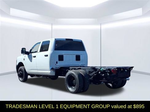 New 2026 RAM 3500 Tradesman AWD/4WD image 6