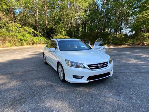 Used 2013 Honda Accord EX image 52