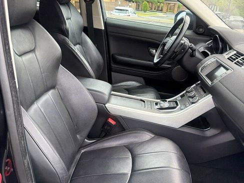 Used 2016 Land Rover Range Rover Evoque SE image 13