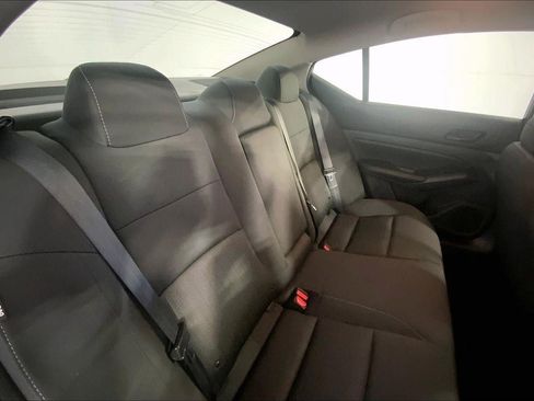 Used 2025 Nissan Altima 2.5 SV FWD image 23